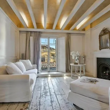 White By Mmega Apartment